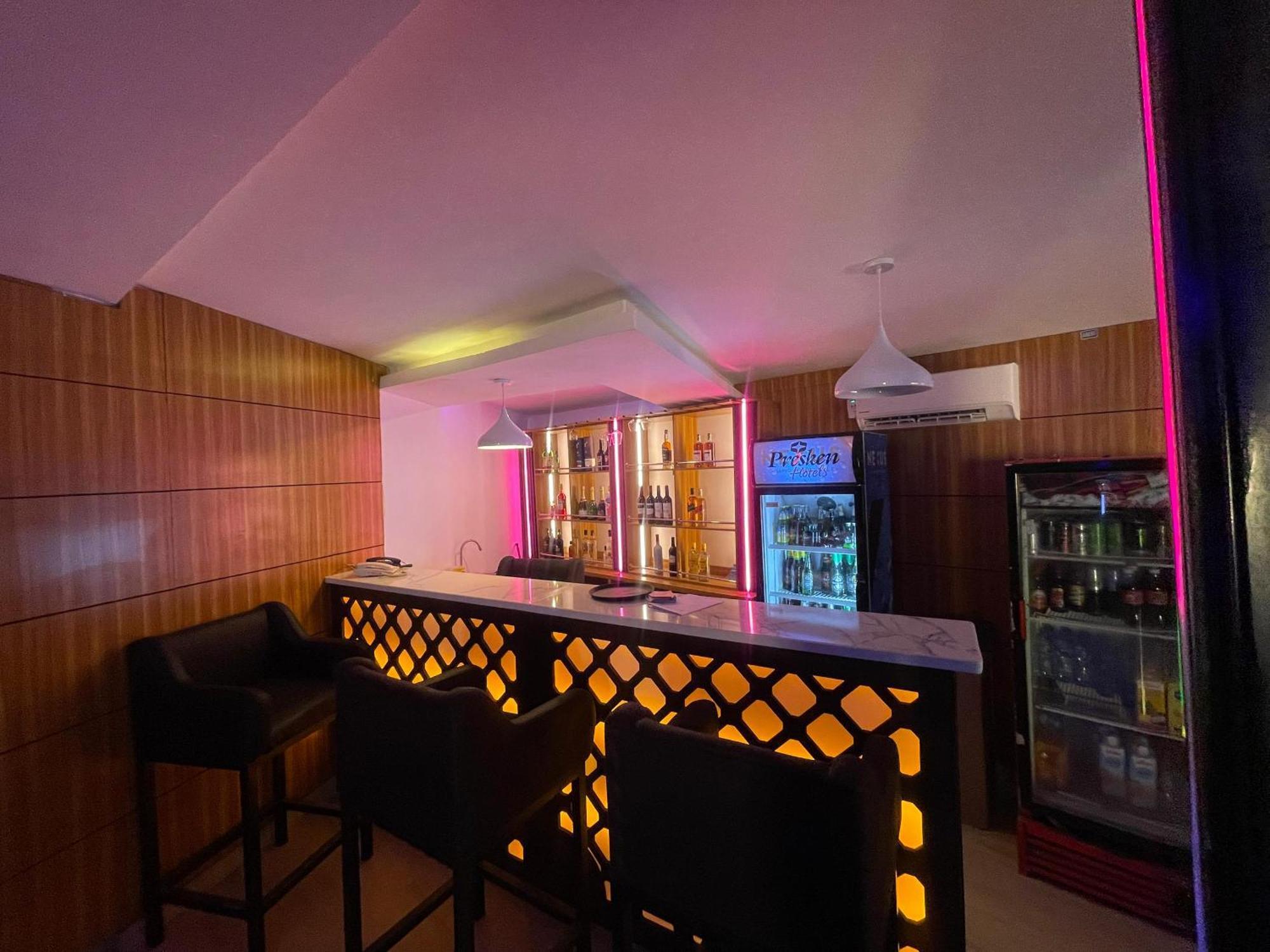Presken Hotels Alade Avenue イケジャ エクステリア 写真