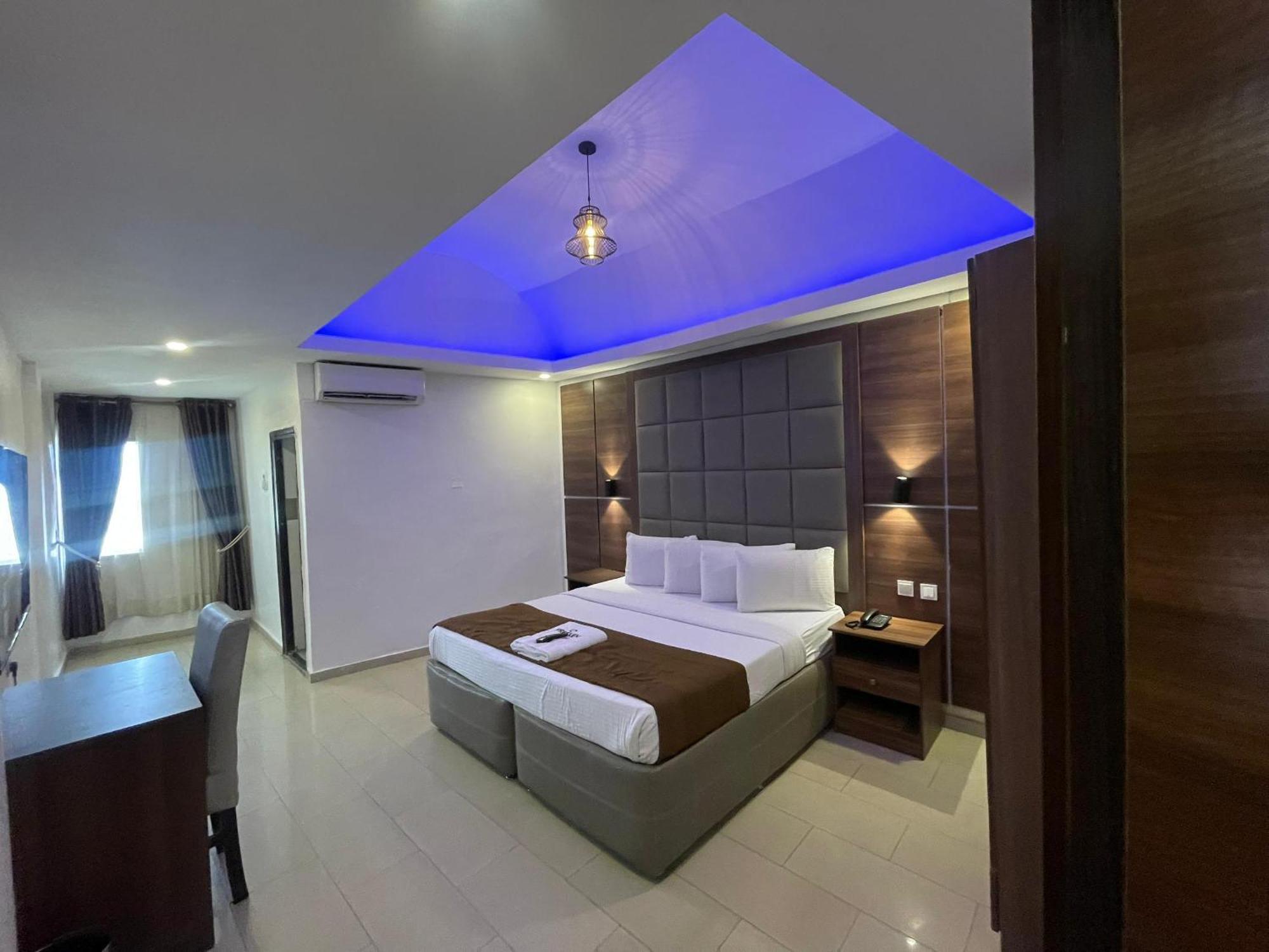 Presken Hotels Alade Avenue イケジャ エクステリア 写真